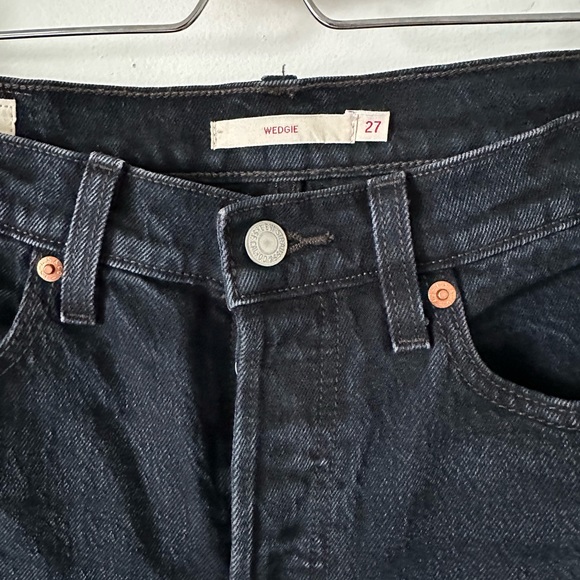 Levi’s Wedgie Size 27 - Picture 2 of 7